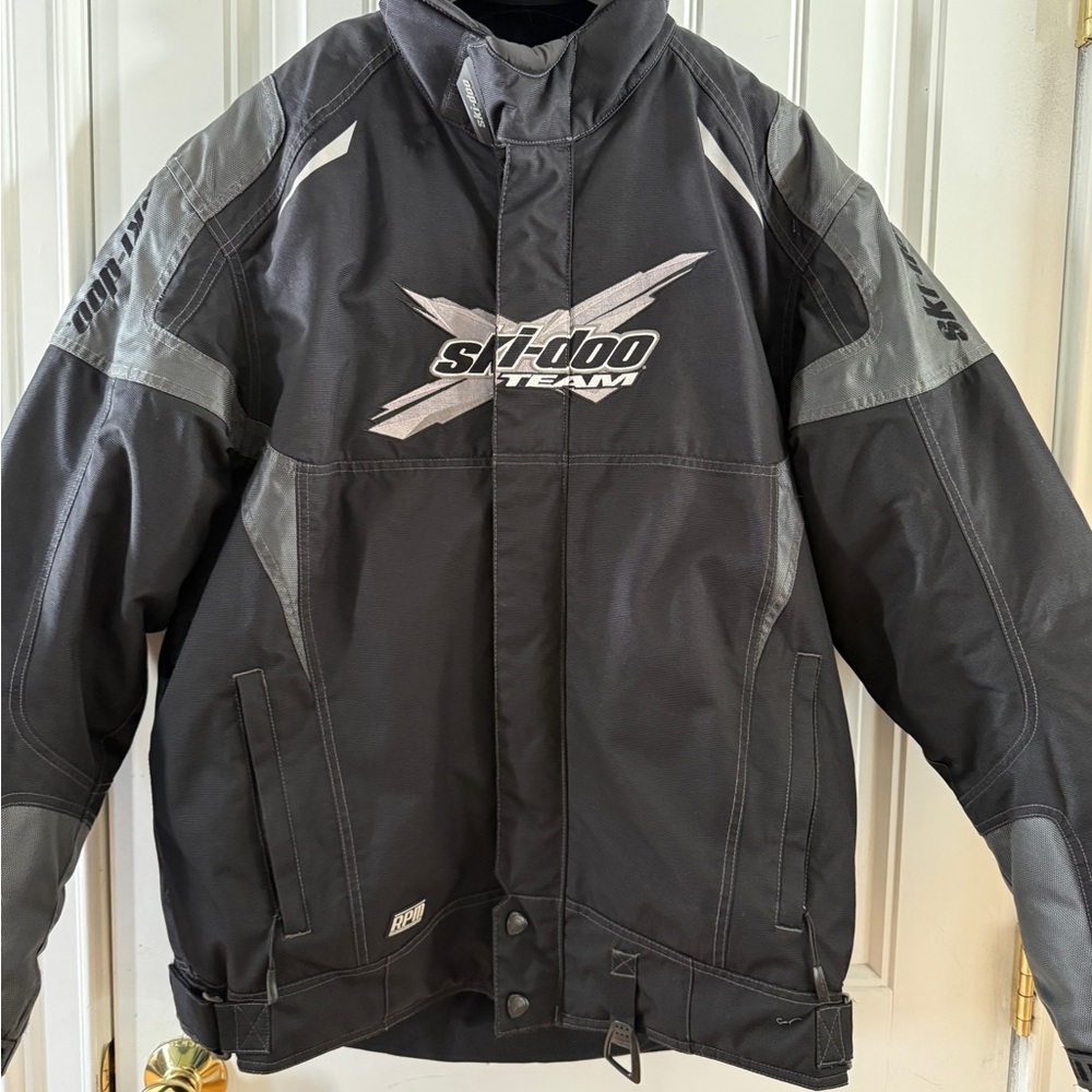 Ski-Doo Men's Black and Gray Performance Snowmobiling Jacket and Pants set